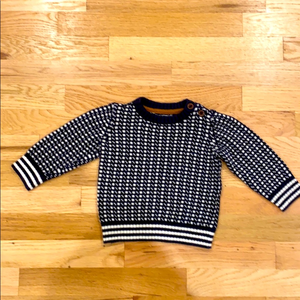 H and M navy sweater